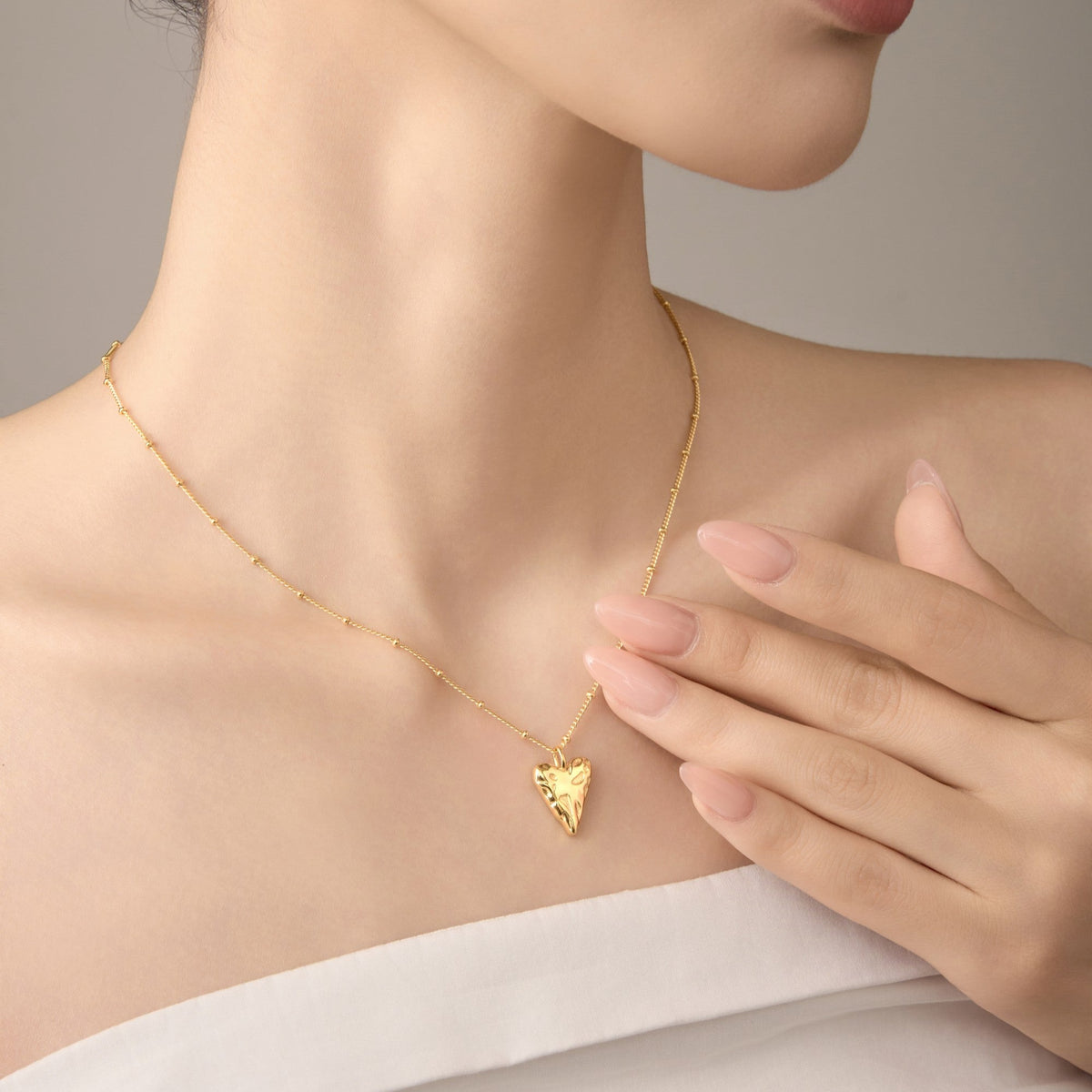 Heart of Passion Pendant Necklace – 18K Gold Vermeil on 925 Silver – View 8 | ARTTOO STUDIO