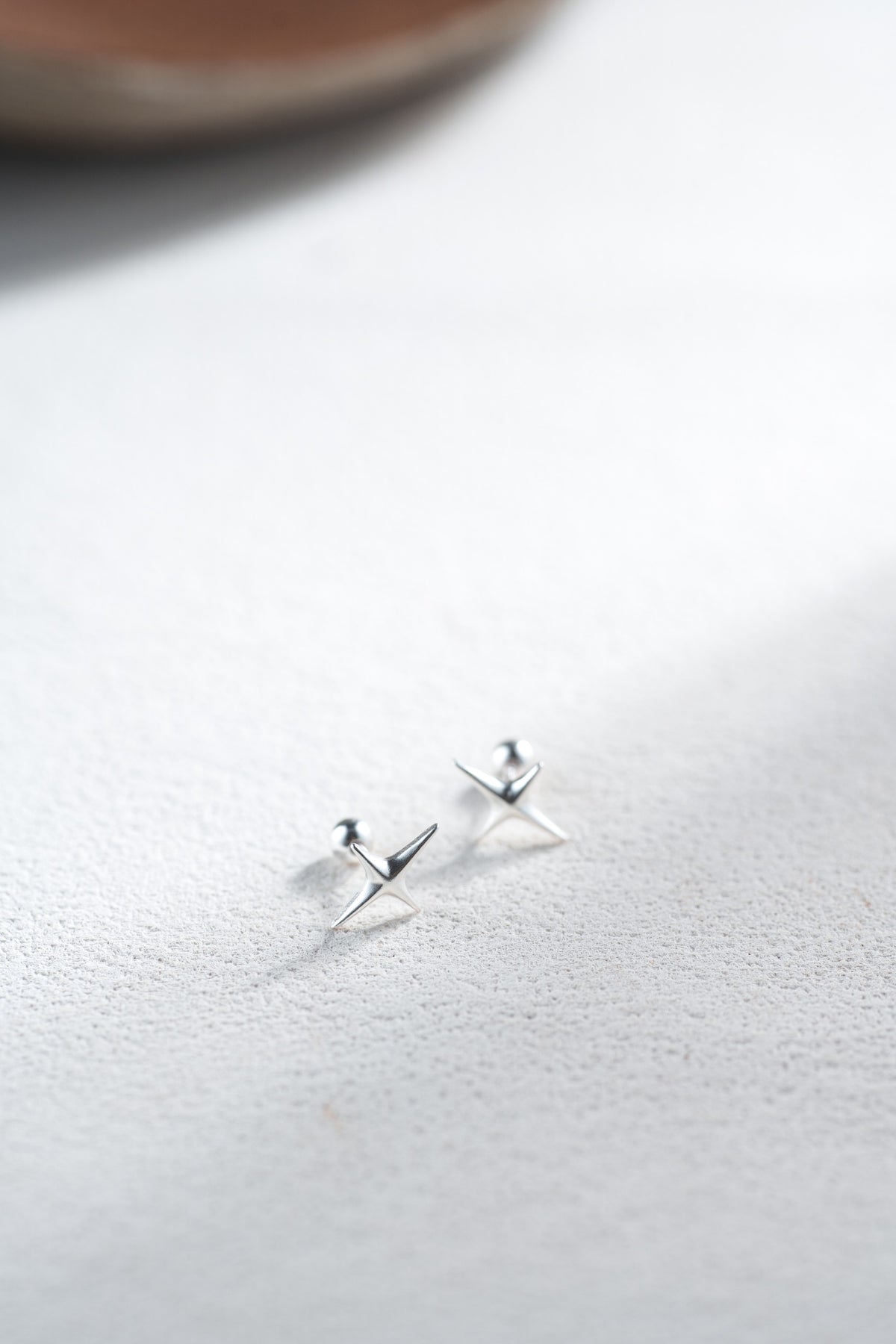 Falling Star Stud Earrings – 999 Silver with 18K Gold Plating – View 8 | ARTTOO STUDIO
