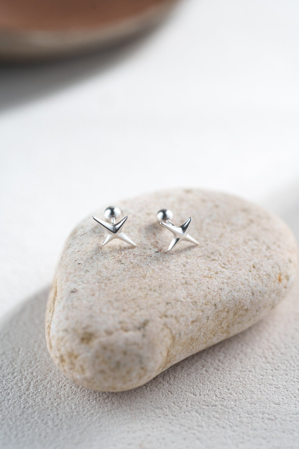 Falling Star Stud Earrings – 999 Silver with 18K Gold Plating – View 9 | ARTTOO STUDIO