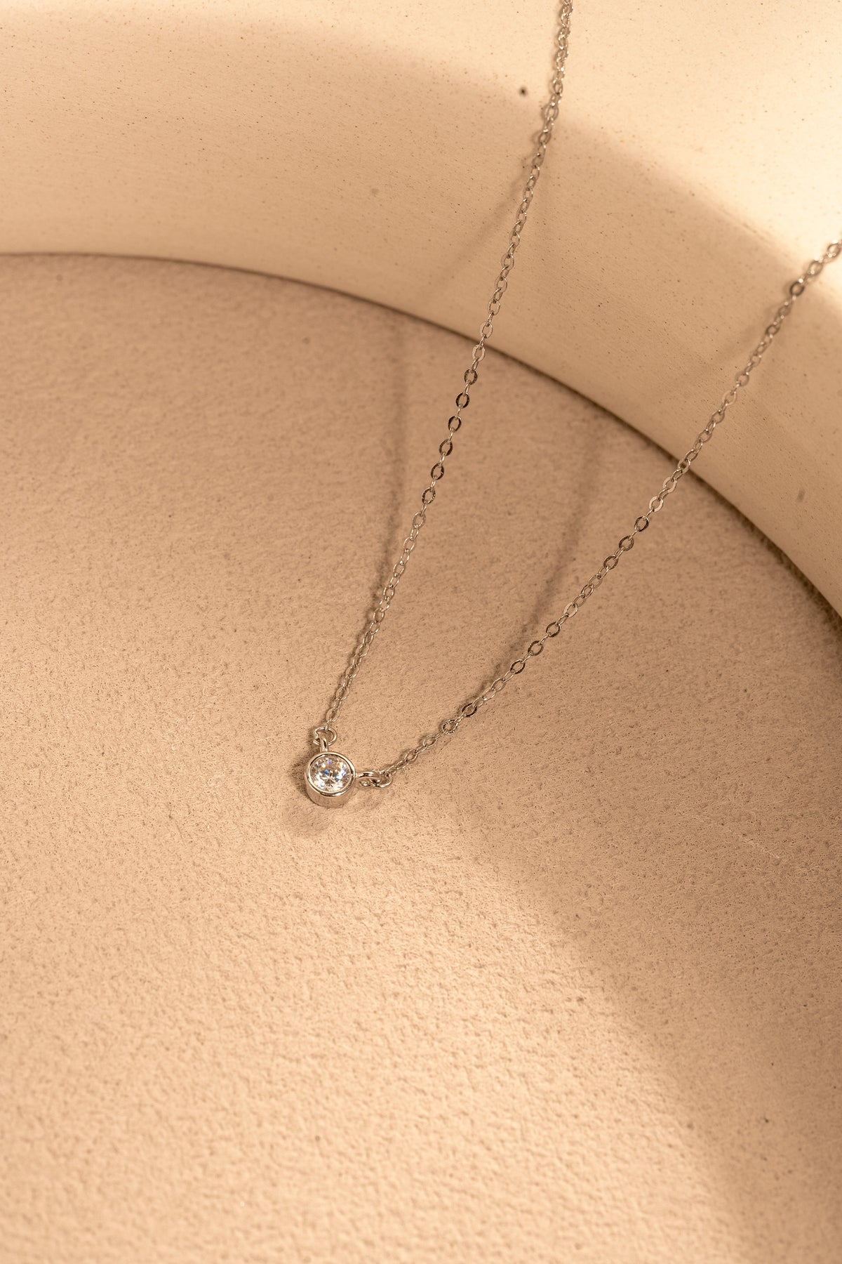 Minimalist Zircon Pendant Necklace – 925 Silver with 18K Gold/Platinum Plating – View 5 | ARTTOO STUDIO
