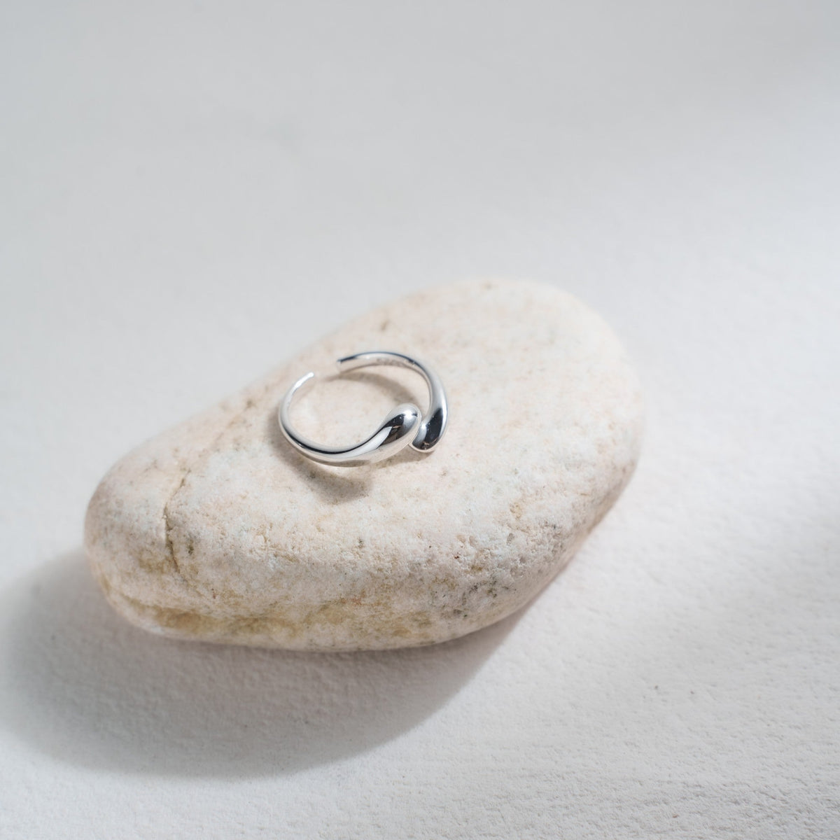 Echoes of Light Adjustable Ring – Platinum & Gold Vermeil on 925 Silver – View 6 | ARTTOO STUDIO
