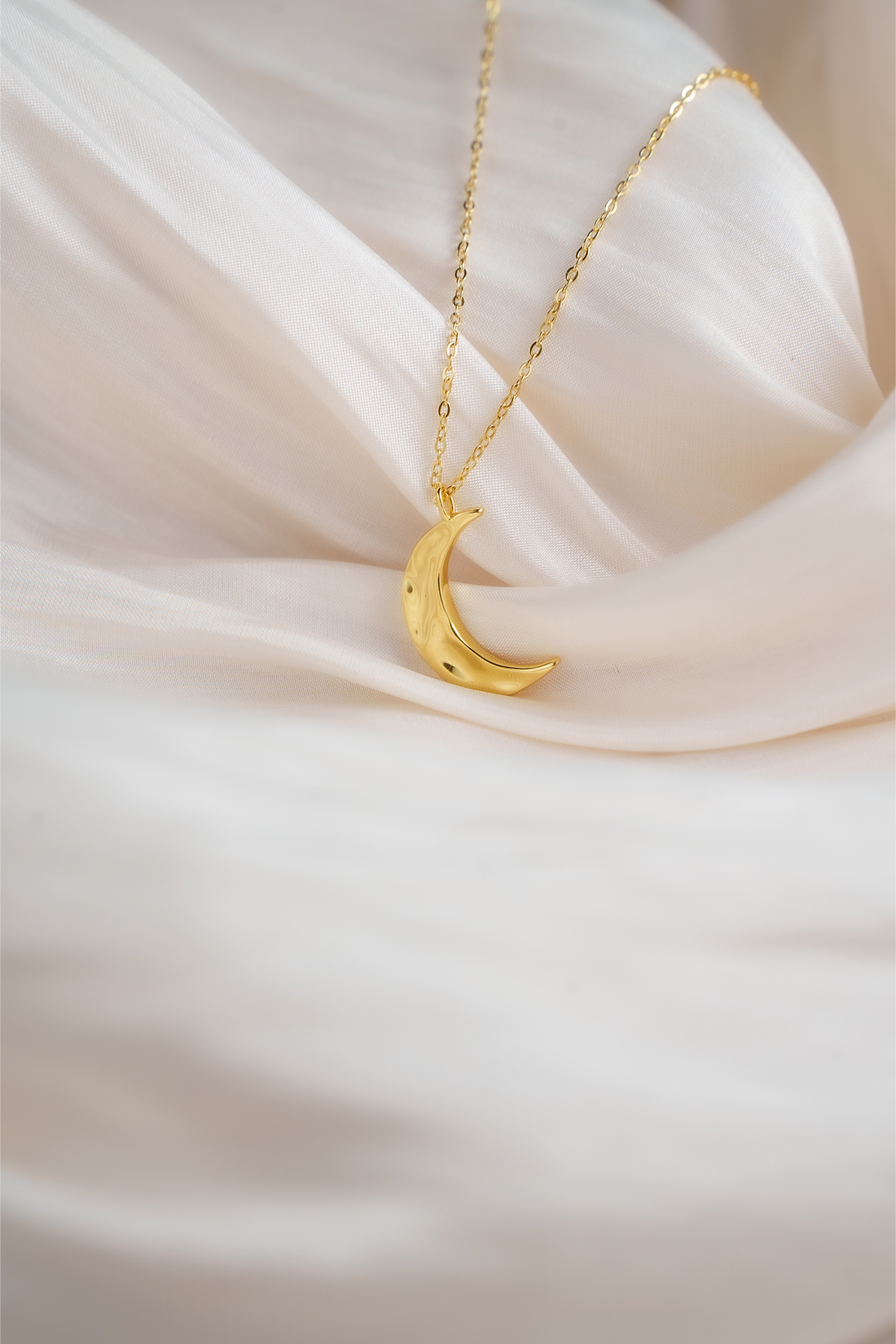 Moonlit Sea Pendant Necklace – 18K Gold Vermeil on 925 Silver – View 5 | ARTTOO STUDIO