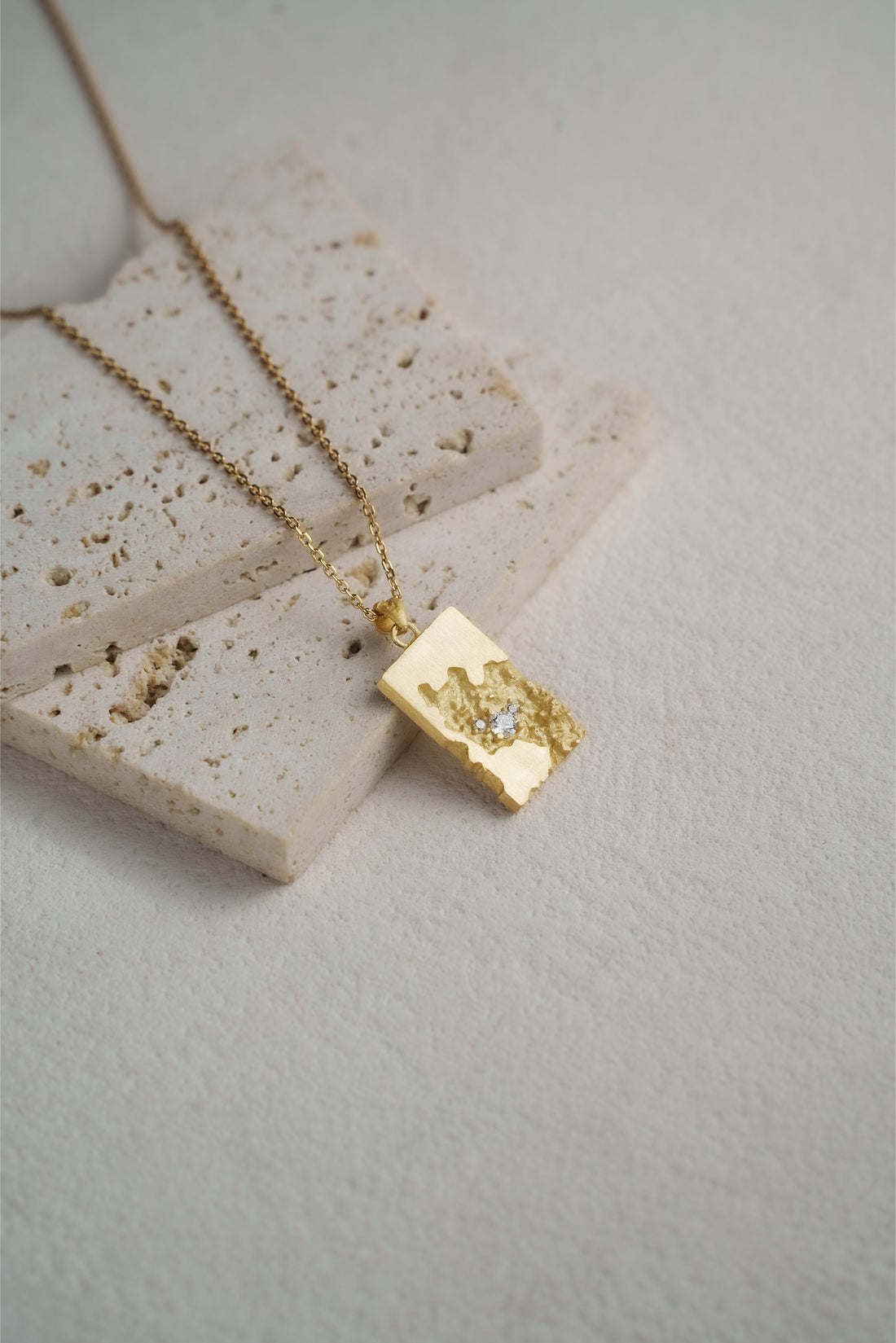 Stardust Relic Pendant Necklace – 925 Silver with 18K Gold Plating – View 4 | ARTTOO STUDIO