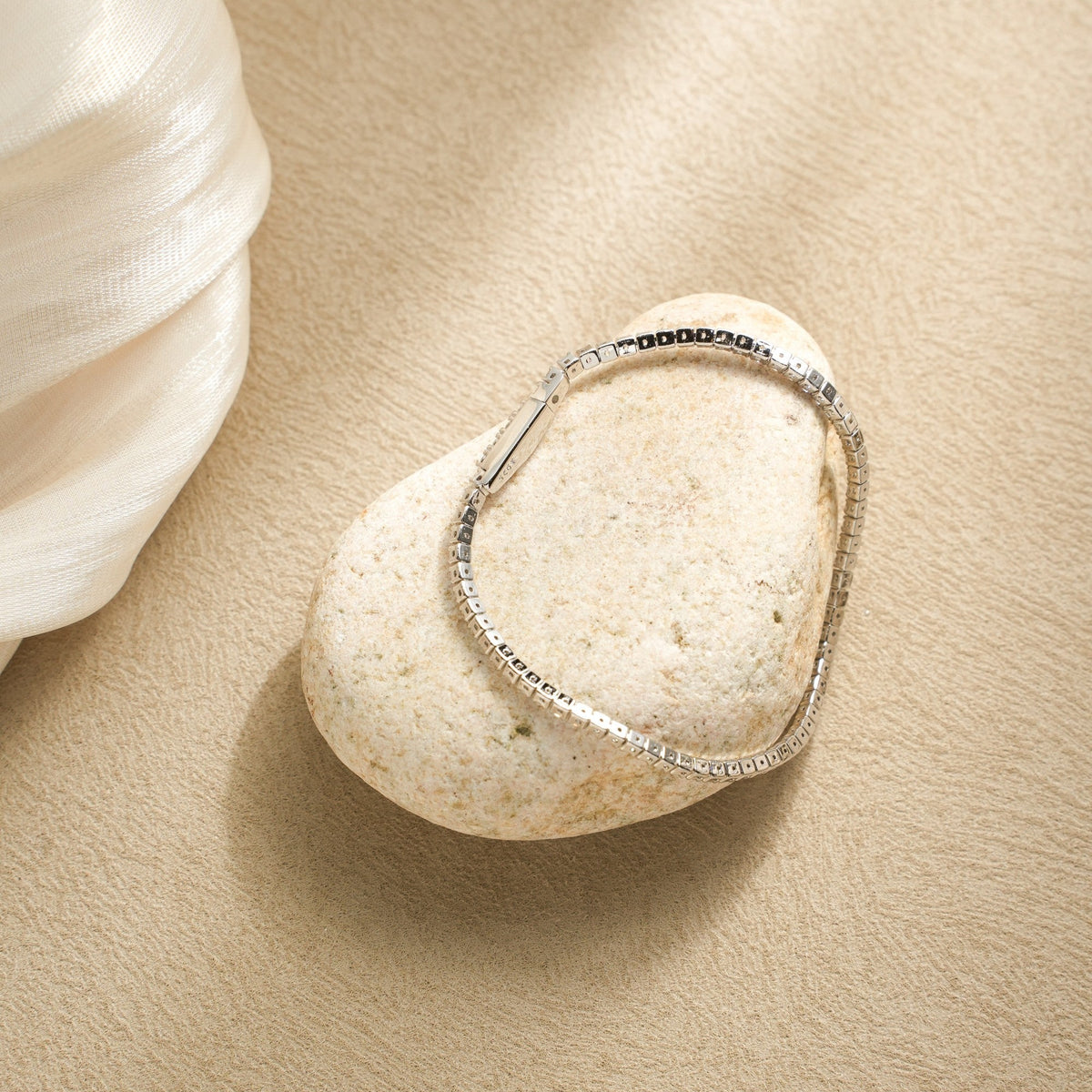 Starlight Orbit Bracelet – 925 Silver with 5A Cubic Zirconia – Detail and Craftsmanship | ARTTOO STUDIO