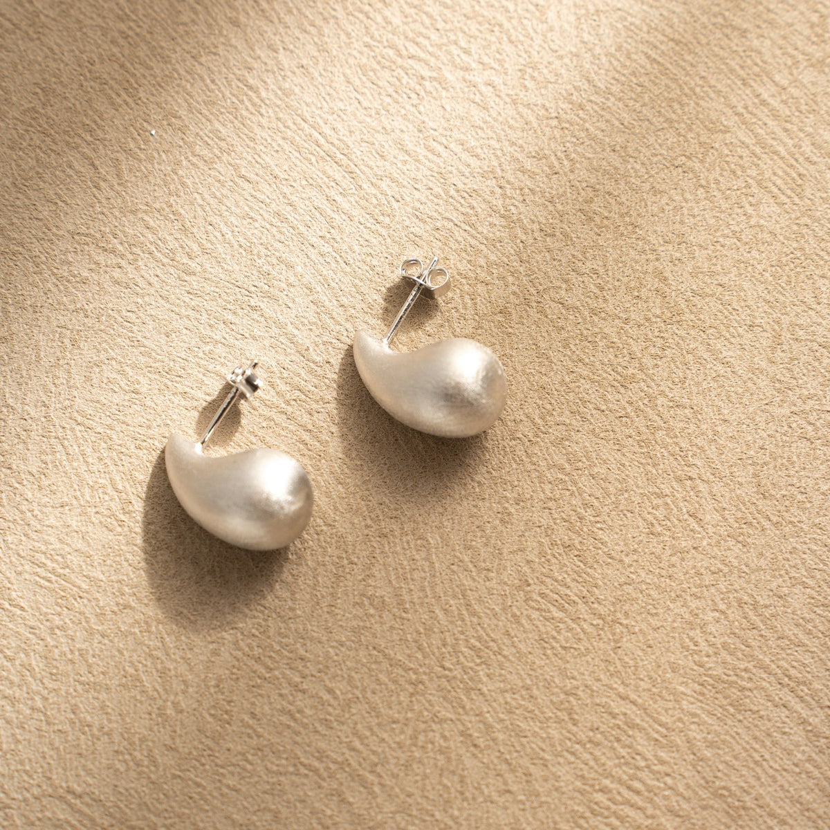 Raindrop Stud Earrings – 925 Silver with 18K Gold Plating – View 7 | ARTTOO STUDIO