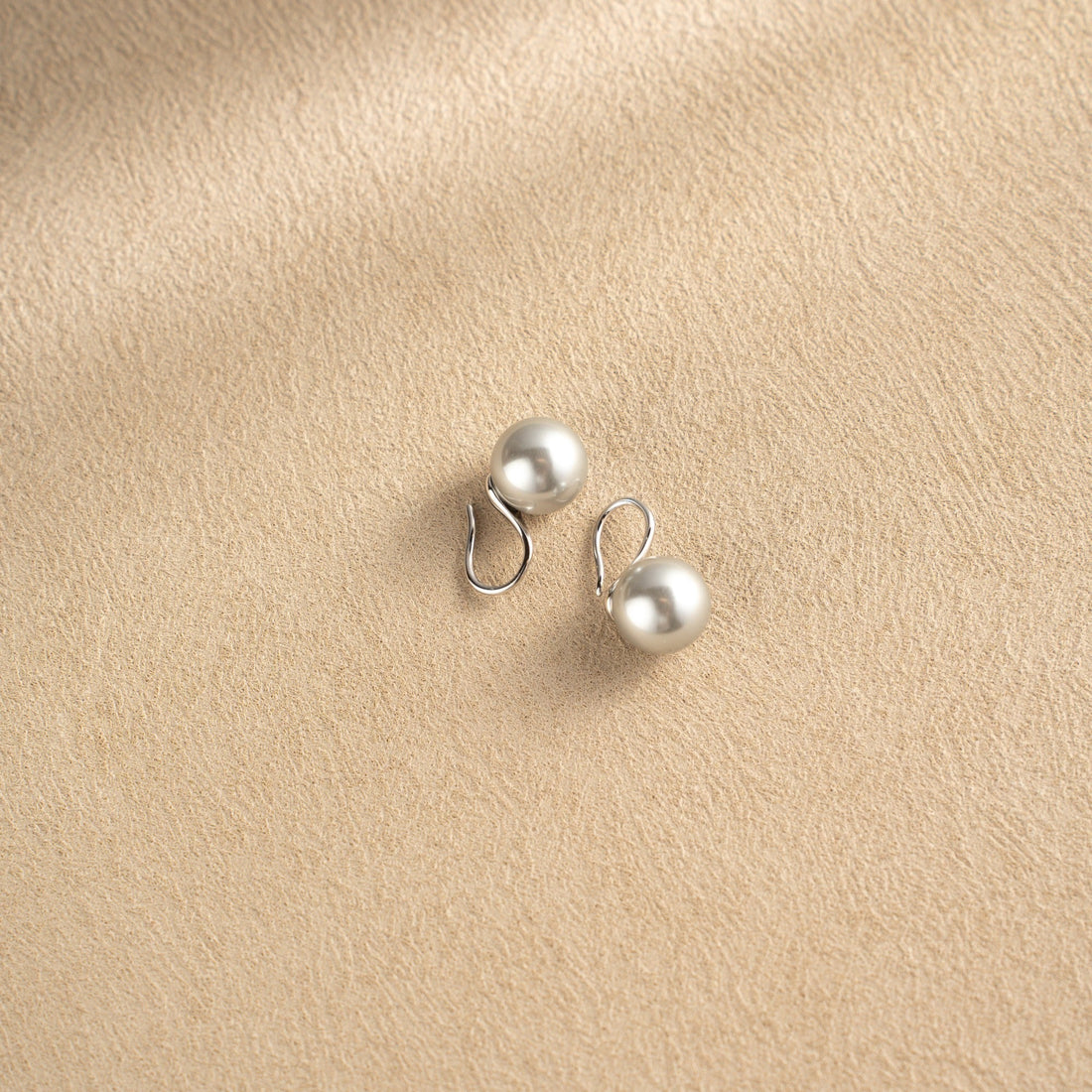 Moonlight Letter Drop Earrings – 925 Silver with 18K Gold Plating – View 6 | ARTTOO STUDIO