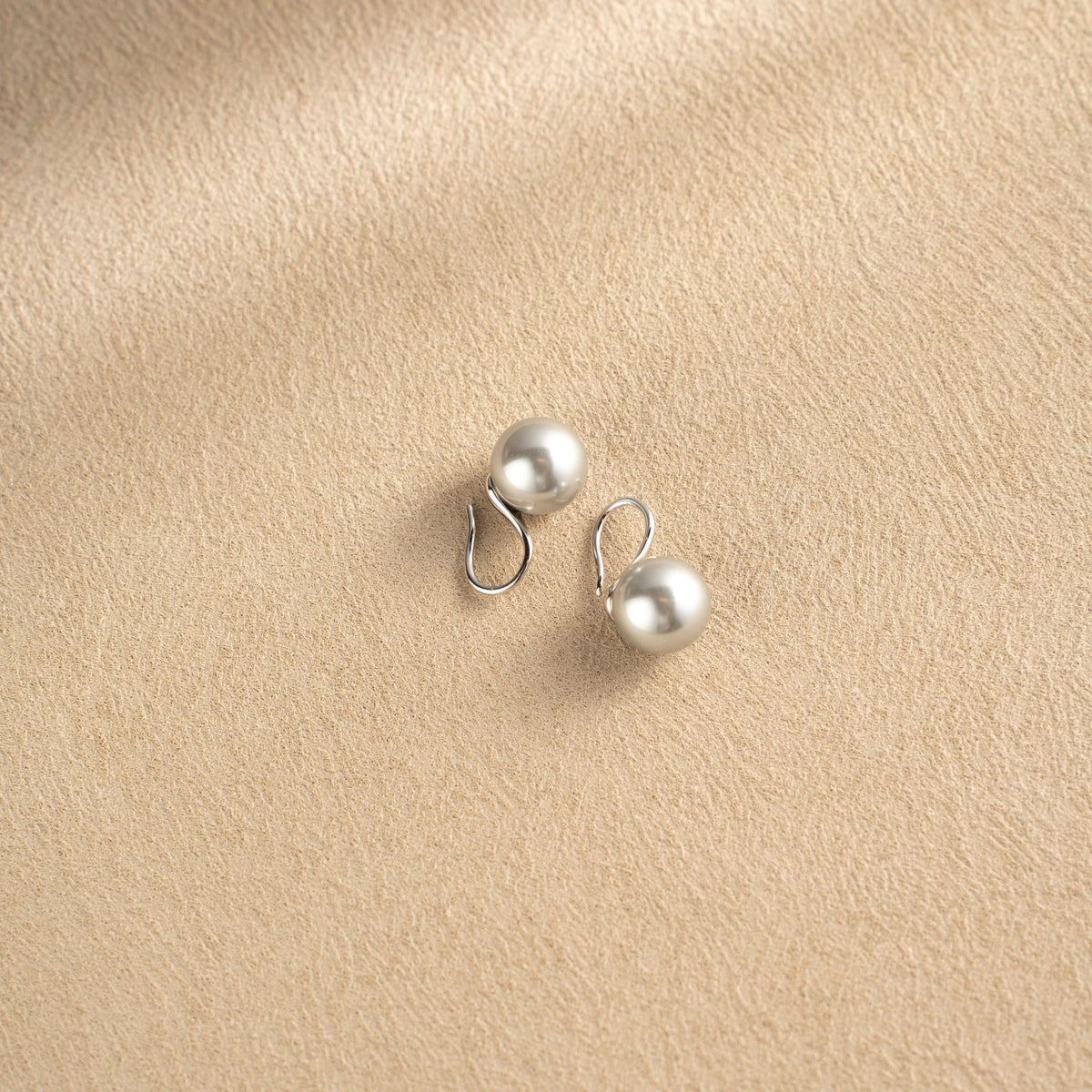 Moonlight Letter Drop Earrings – 925 Silver with 18K Gold Plating – View 6 | ARTTOO STUDIO