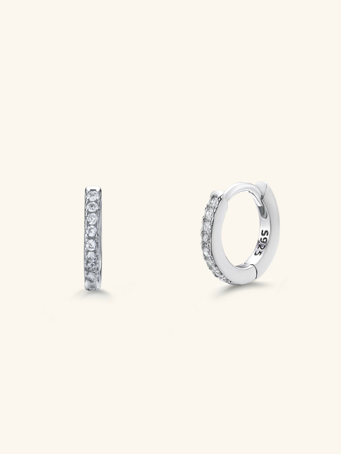Pavé Huggie Earrings – 18K Gold Vermeil on 925 Silver – Detail and Craftsmanship | ARTTOO STUDIO