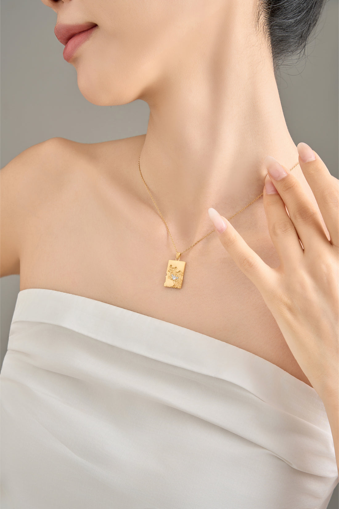 Stardust Relic Pendant Necklace – 925 Silver with 18K Gold Plating – View 7 | ARTTOO STUDIO