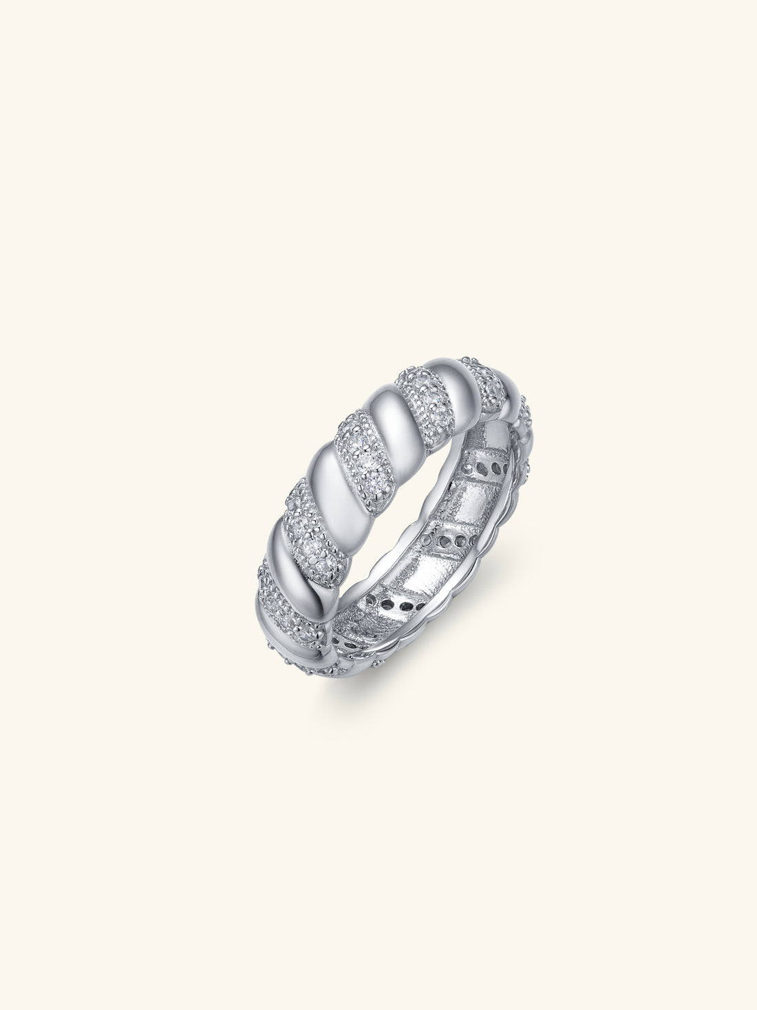 Twisted Pavé Band Ring – 925 Silver with 18K Gold/Platinum Plating – Detail and Craftsmanship | ARTTOO STUDIO