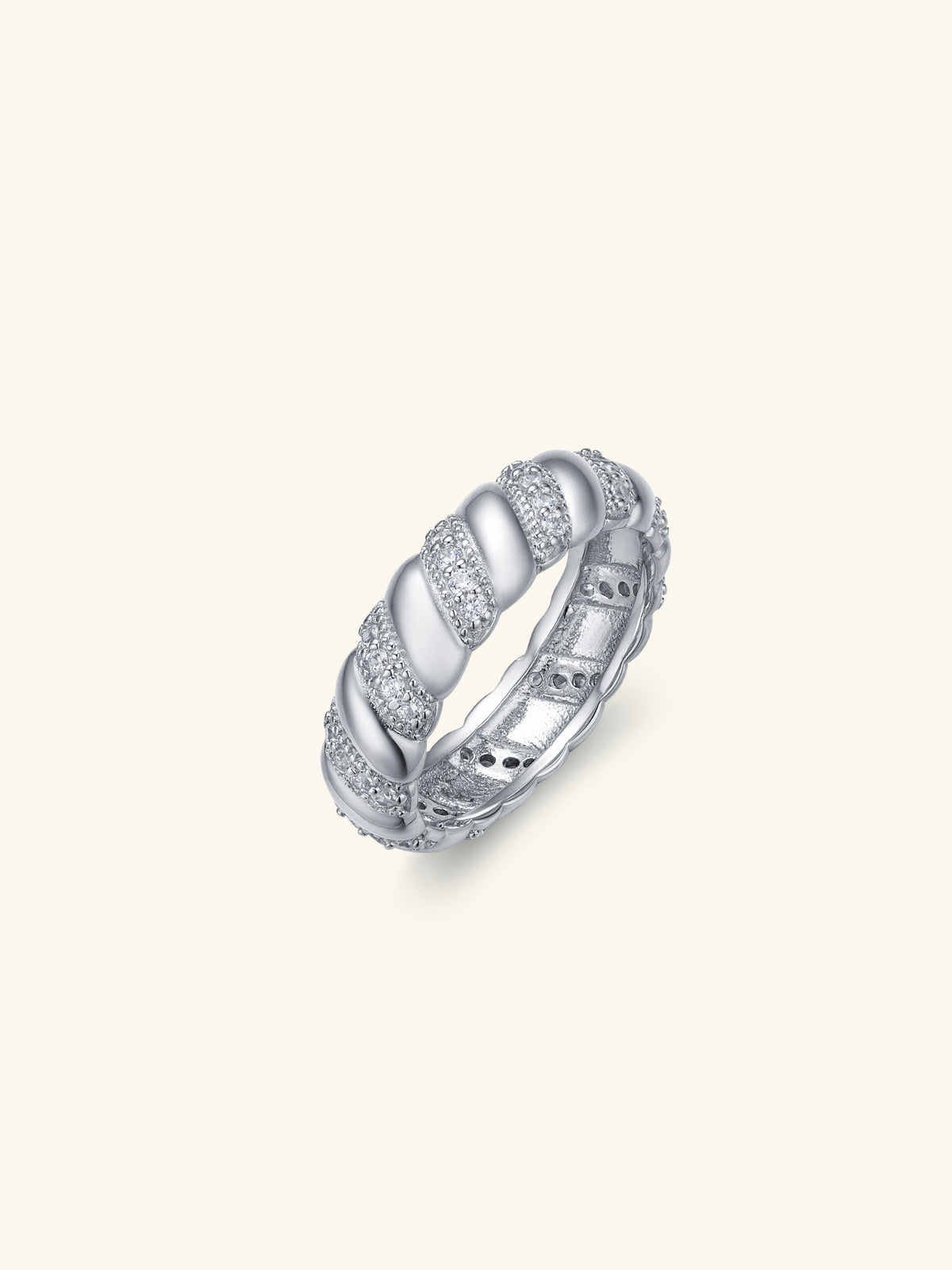 Twisted Pavé Band Ring – 925 Silver with 18K Gold/Platinum Plating – Detail and Craftsmanship | ARTTOO STUDIO