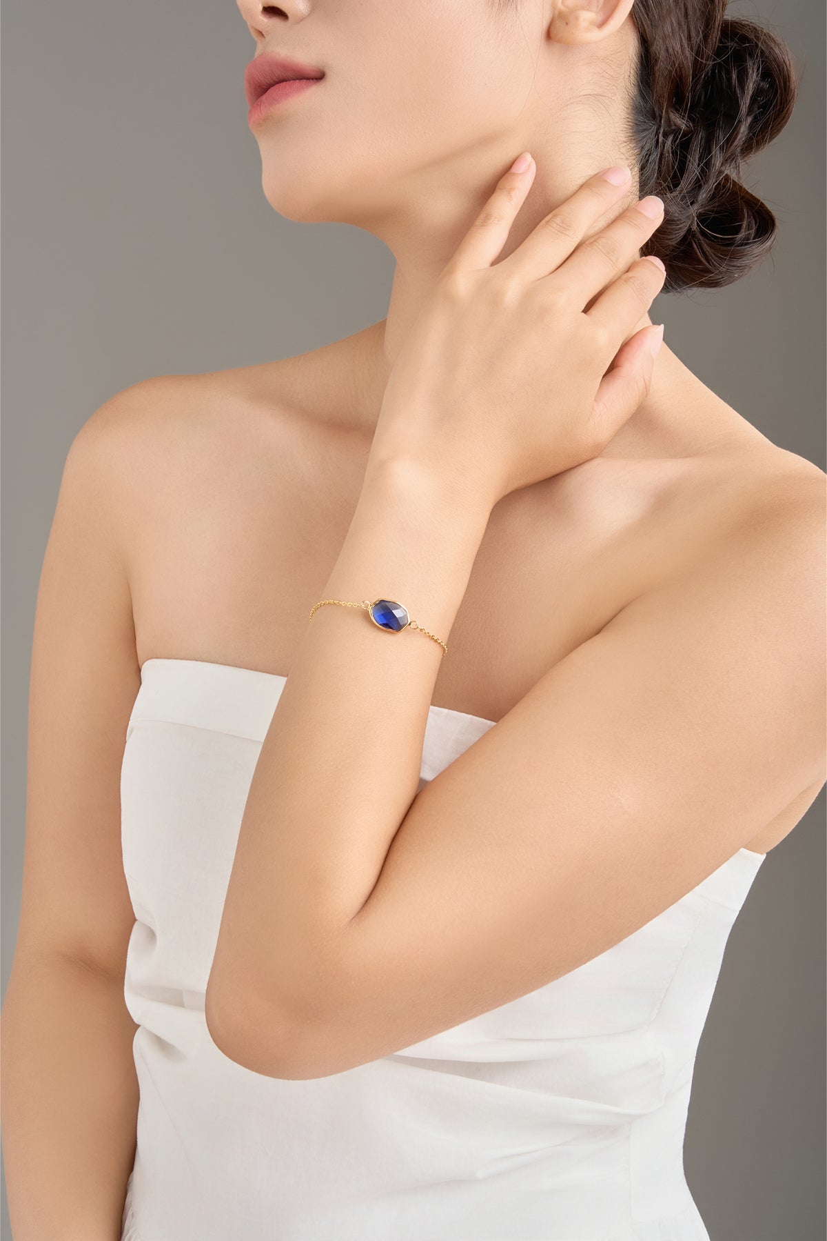 Sunlit Rhythm Bracelet – Brass with 18K Gold Plating – View 9 | ARTTOO STUDIO