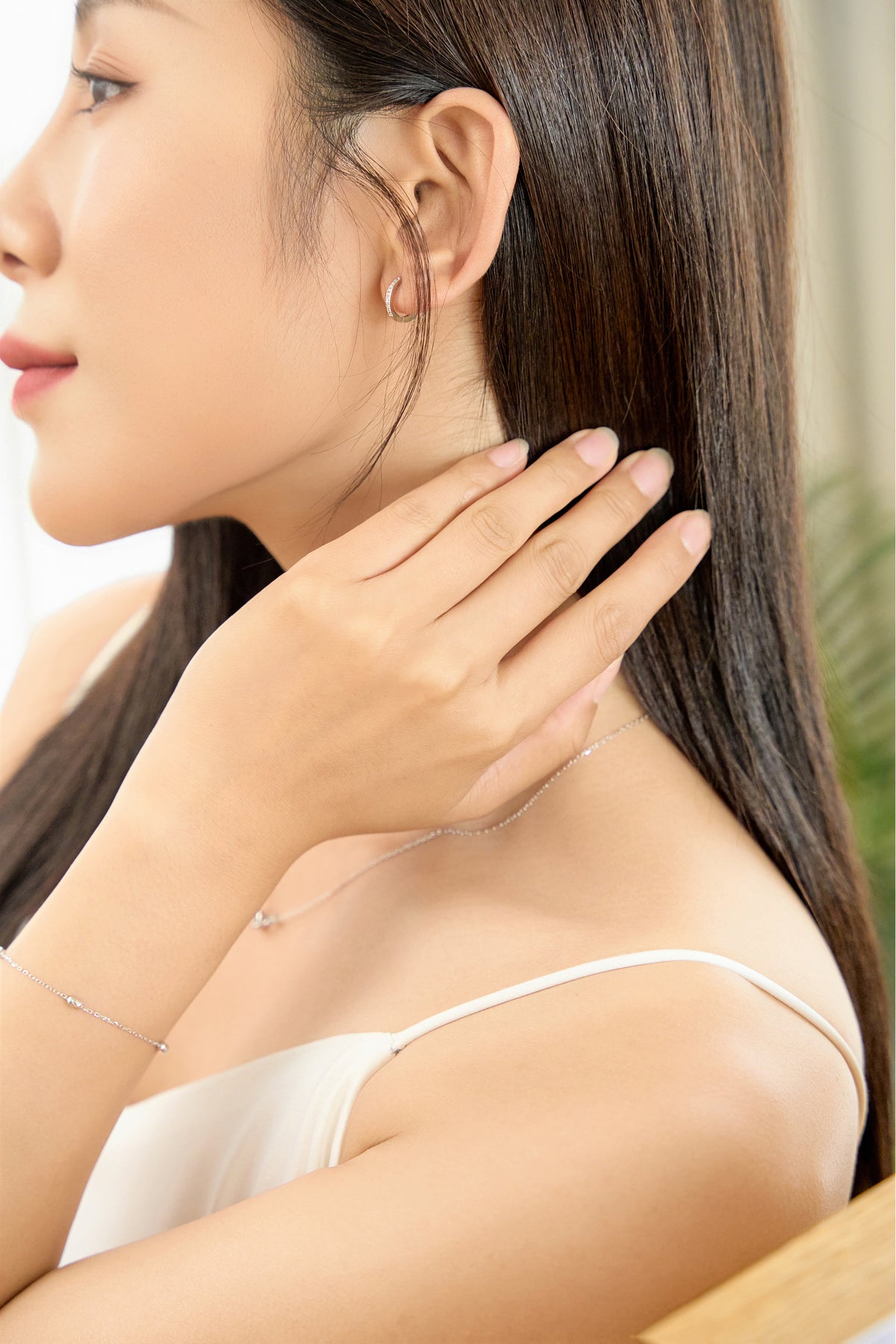 Pavé Huggie Earrings – 18K Gold Vermeil on 925 Silver – View 4 | ARTTOO STUDIO