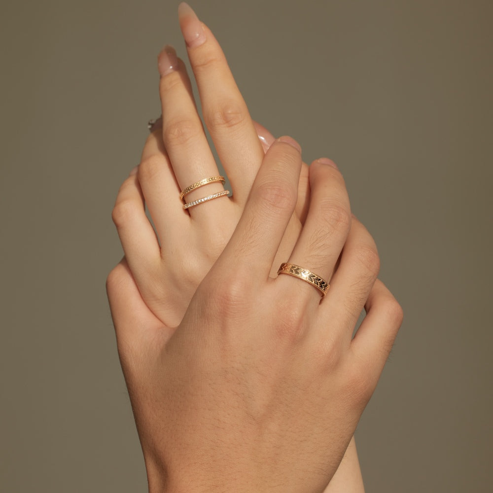 Roman Oath Columns Couple Rings – 18K Gold Vermeil on 925 Silver – Lifestyle & On-Model Look | ARTTOO STUDIO