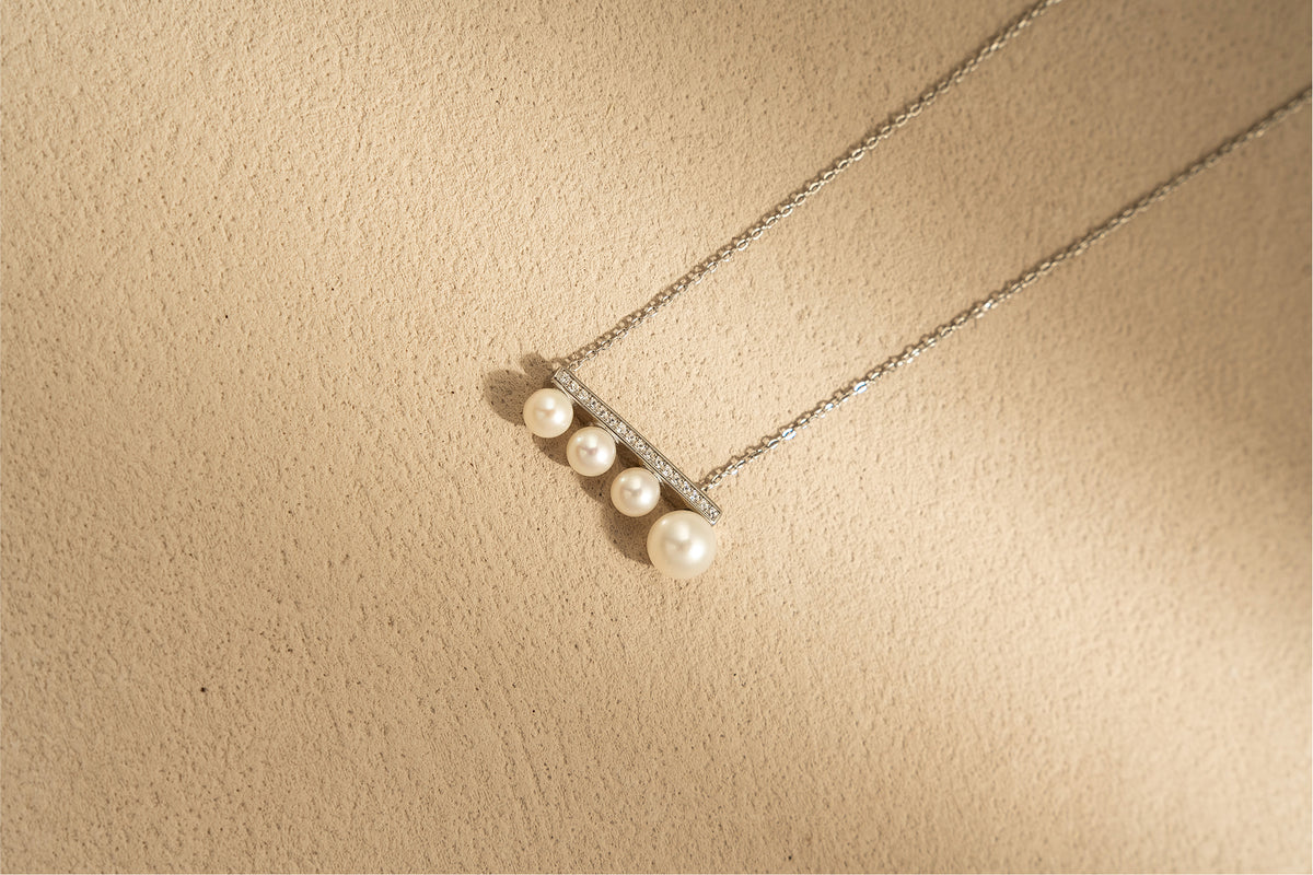 Four-Note Freshwater Pearl Necklace – 925 Silver Chain – Lifestyle & On-Model Look | ARTTOO STUDIO