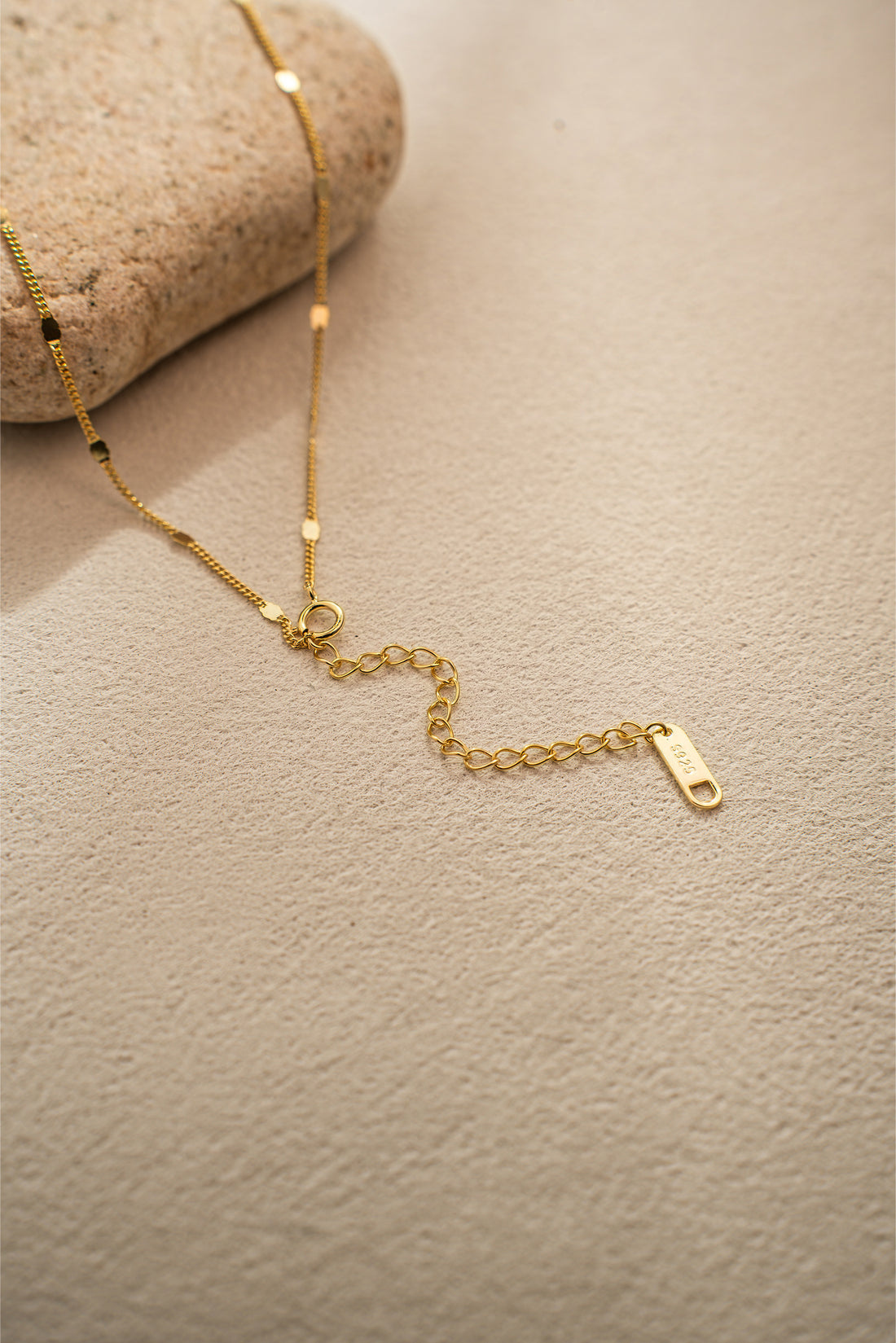 Shimmering Disc Chain Necklace – 925 Silver with 18K Gold Plating – View 4 | ARTTOO STUDIO
