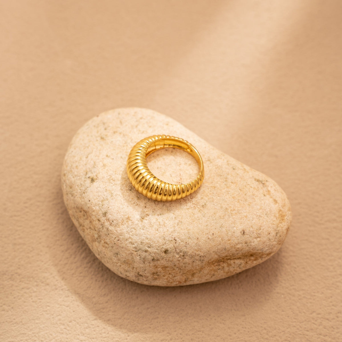 Sunlit Rhythm Ring – 18K Gold Vermeil on 925 Silver – View 4 | ARTTOO STUDIO