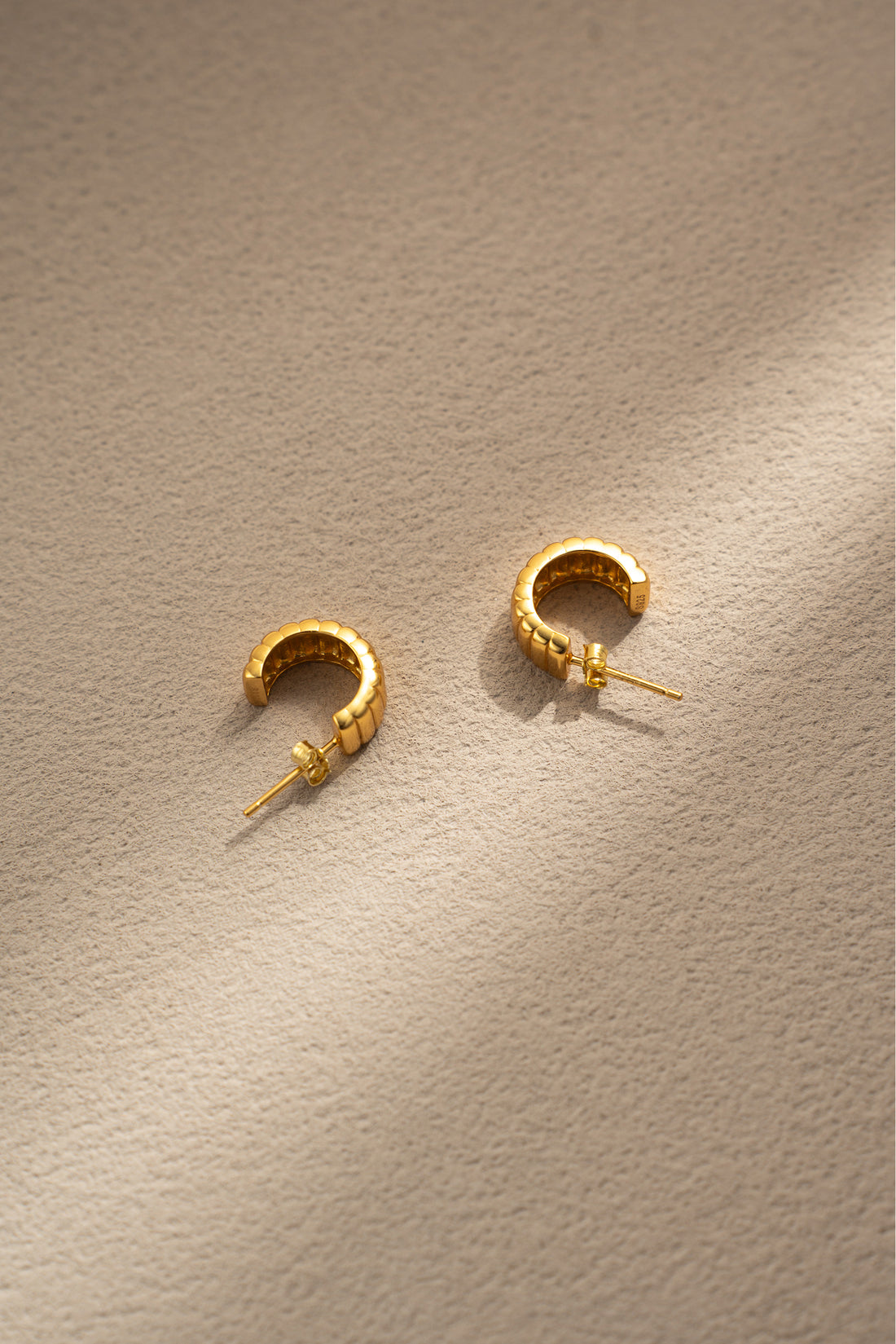 Irregular C-Shaped Hoop Earrings – 18K Gold Vermeil on 925 Silver – View 5 | ARTTOO STUDIO