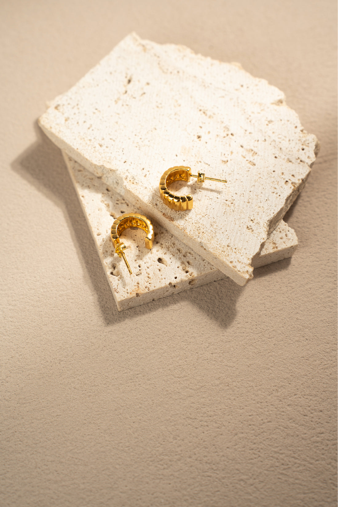 Irregular C-Shaped Hoop Earrings – 18K Gold Vermeil on 925 Silver – View 4 | ARTTOO STUDIO