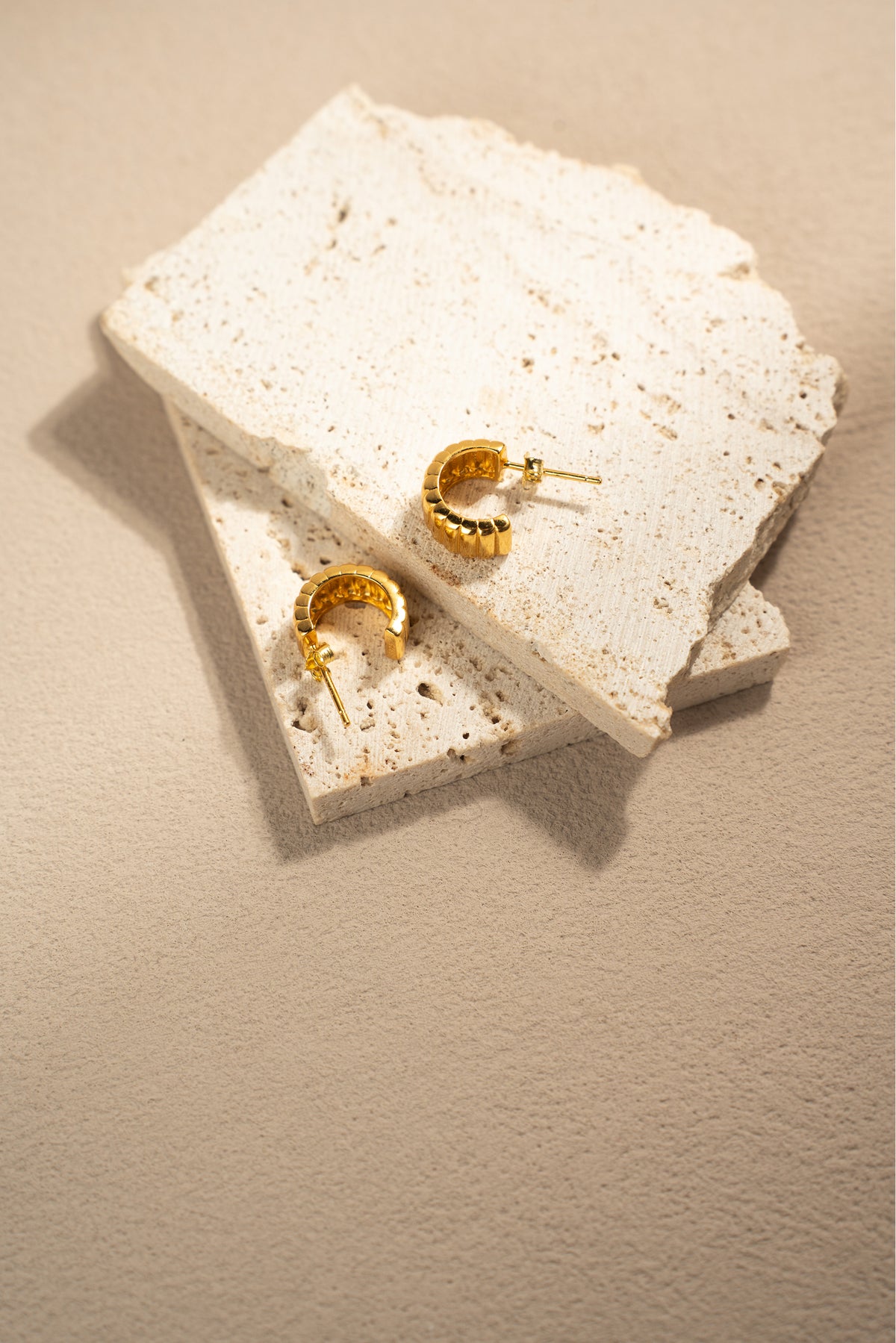 Irregular C-Shaped Hoop Earrings – 18K Gold Vermeil on 925 Silver – View 4 | ARTTOO STUDIO