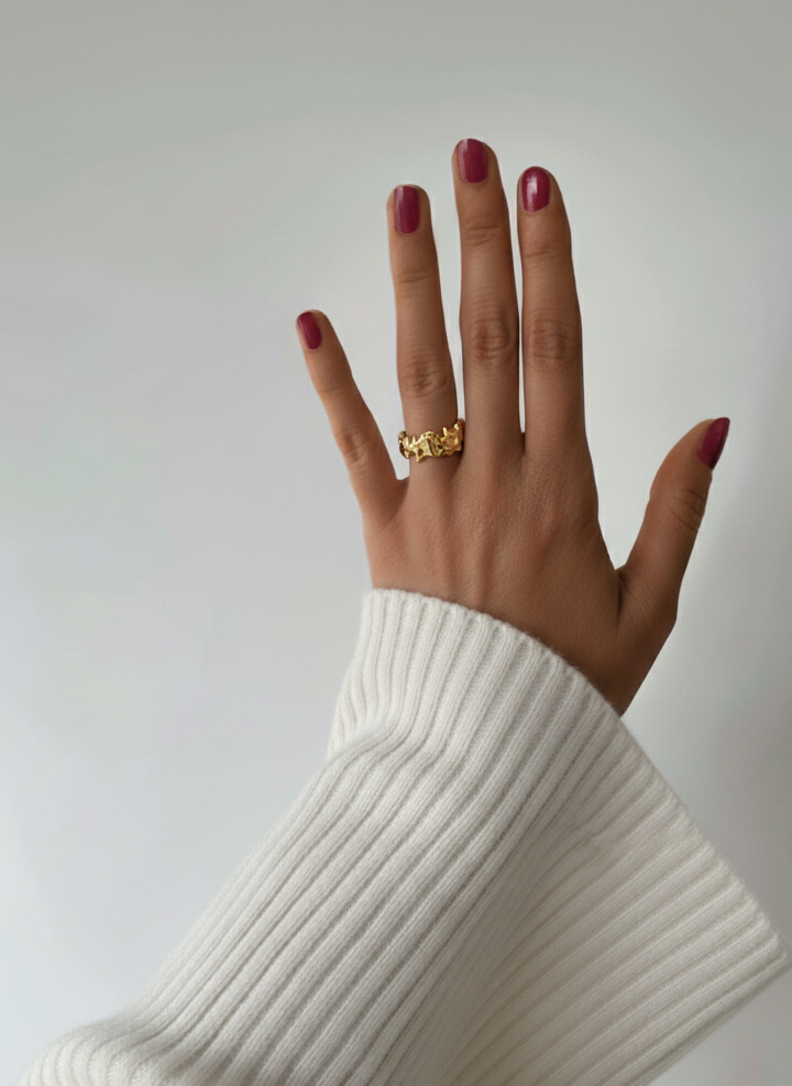 Mountain Texture Adjustable Ring – 18K Gold Vermeil on 925 Silver – Lifestyle & On-Model Look | ARTTOO STUDIO