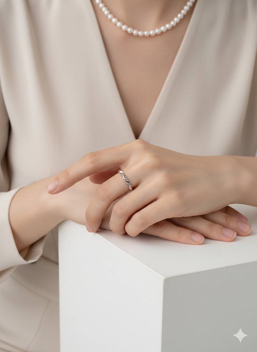 Twist of Light Adjustable Ring – 925 Silver with 18K Gold/White Gold Plating – View 12 | ARTTOO STUDIO