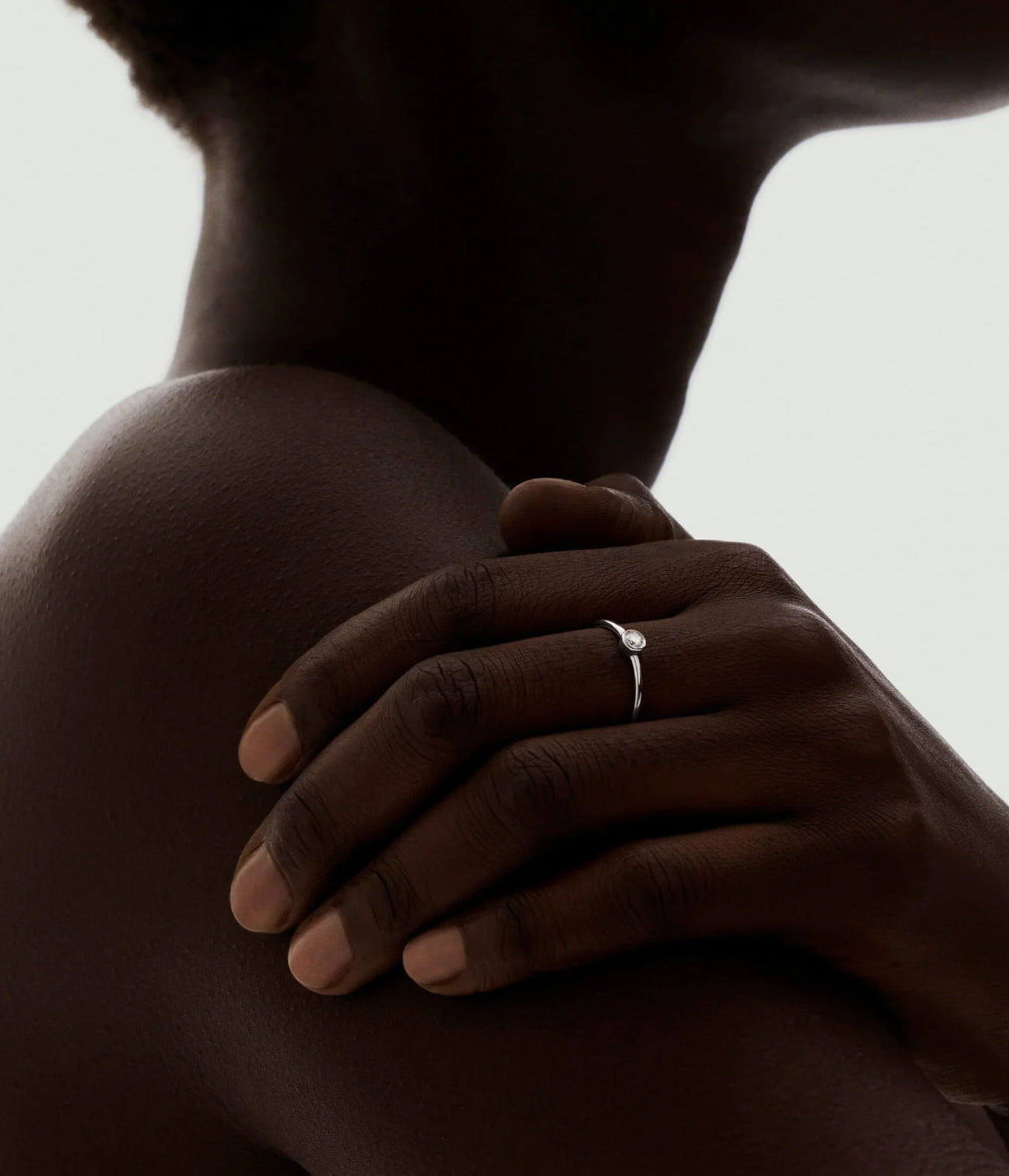 Elegant Zircon Stacking Ring – 20K Gold/Platinum Plated on 925 Silver – Lifestyle & On-Model Look | ARTTOO STUDIO