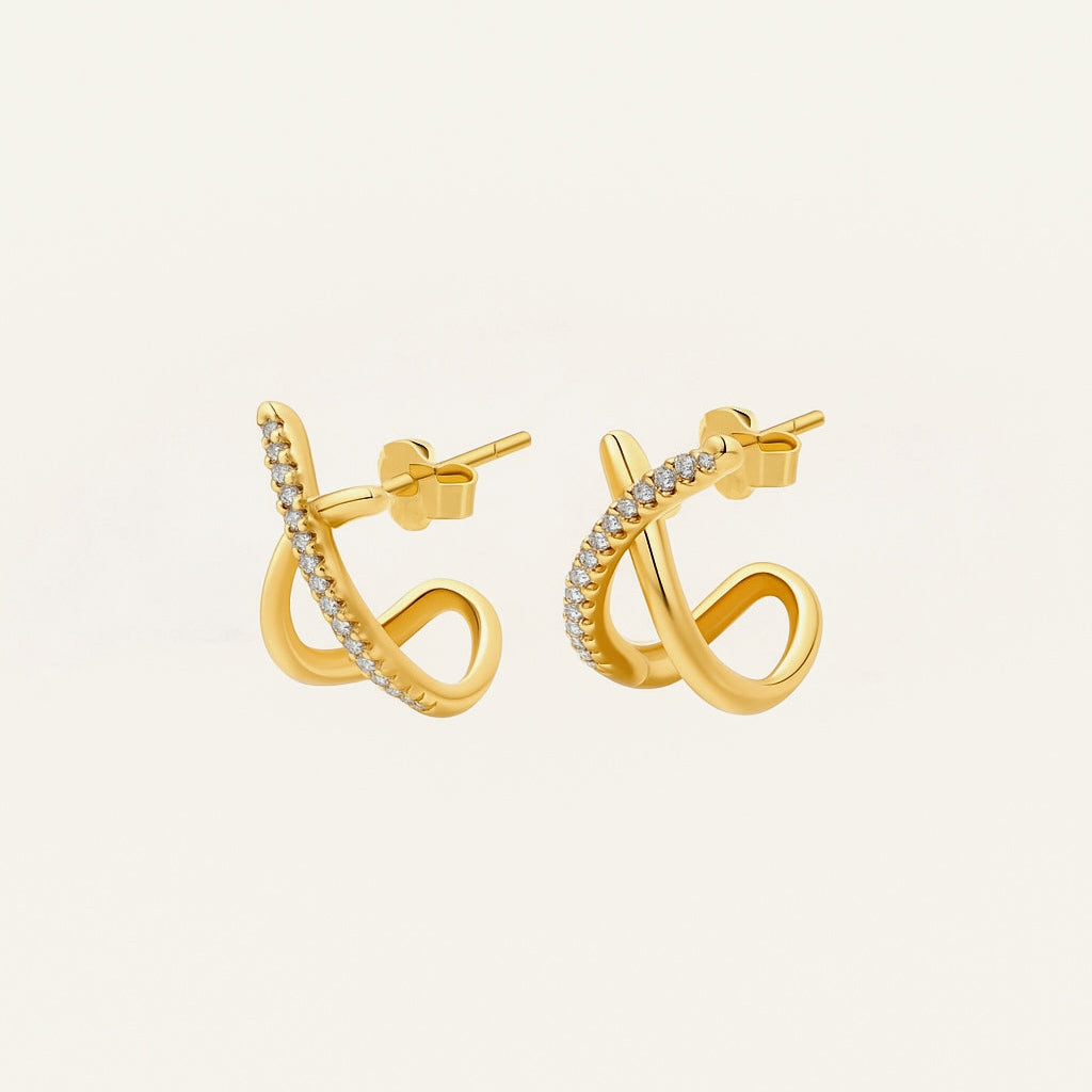 Intertwined Gleam – Sparkling Crossover 925 Silver Earrings in White Gold – Detail and Craftsmanship | ARTTOO STUDIO