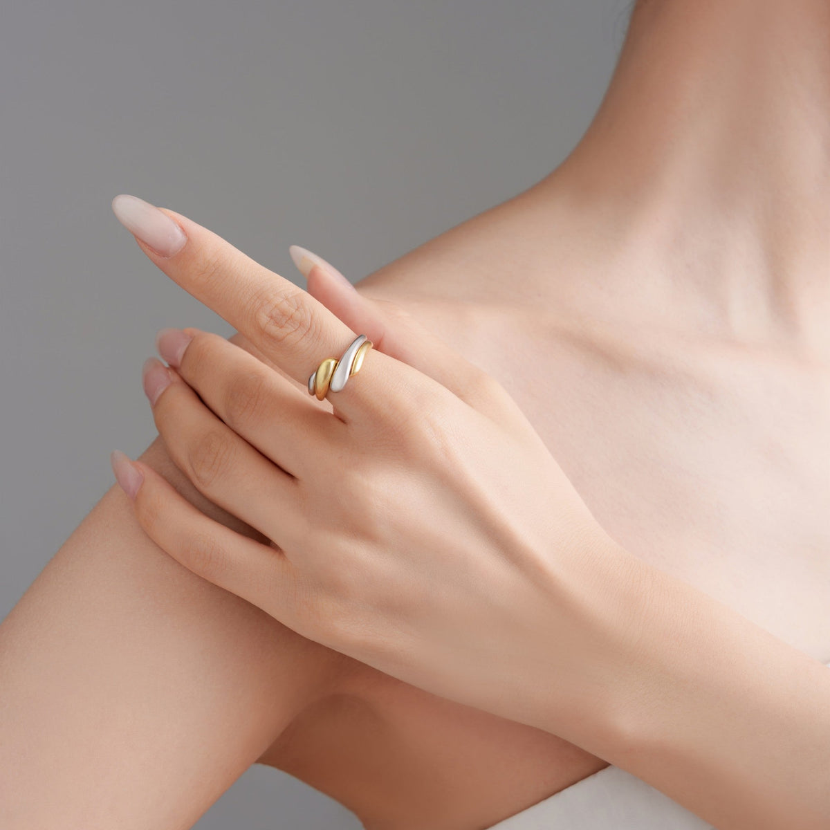 Echoes of Light Adjustable Ring – Platinum & Gold Vermeil on 925 Silver – View 4 | ARTTOO STUDIO