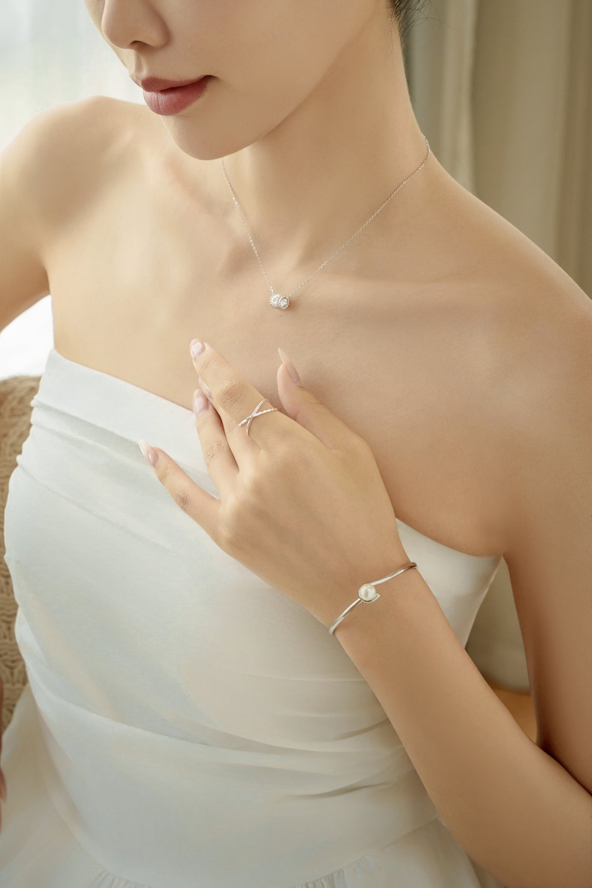 Gentle Radiance Bangle – S925 Sterling Silver Open Bracelet with Pear – Lifestyle & On-Model Look | ARTTOO STUDIO